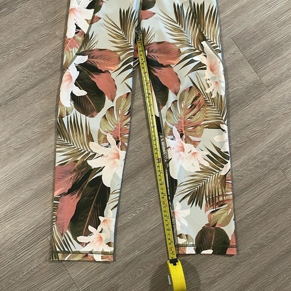 Old Navy Women Leggings Small Green & Pink Floral Powersoft Workout Athleisure - Picture 13 of 14